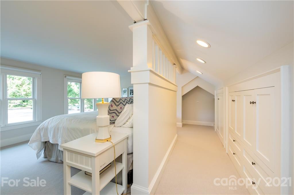 225 Tranquil Avenue Charlotte NC 28209