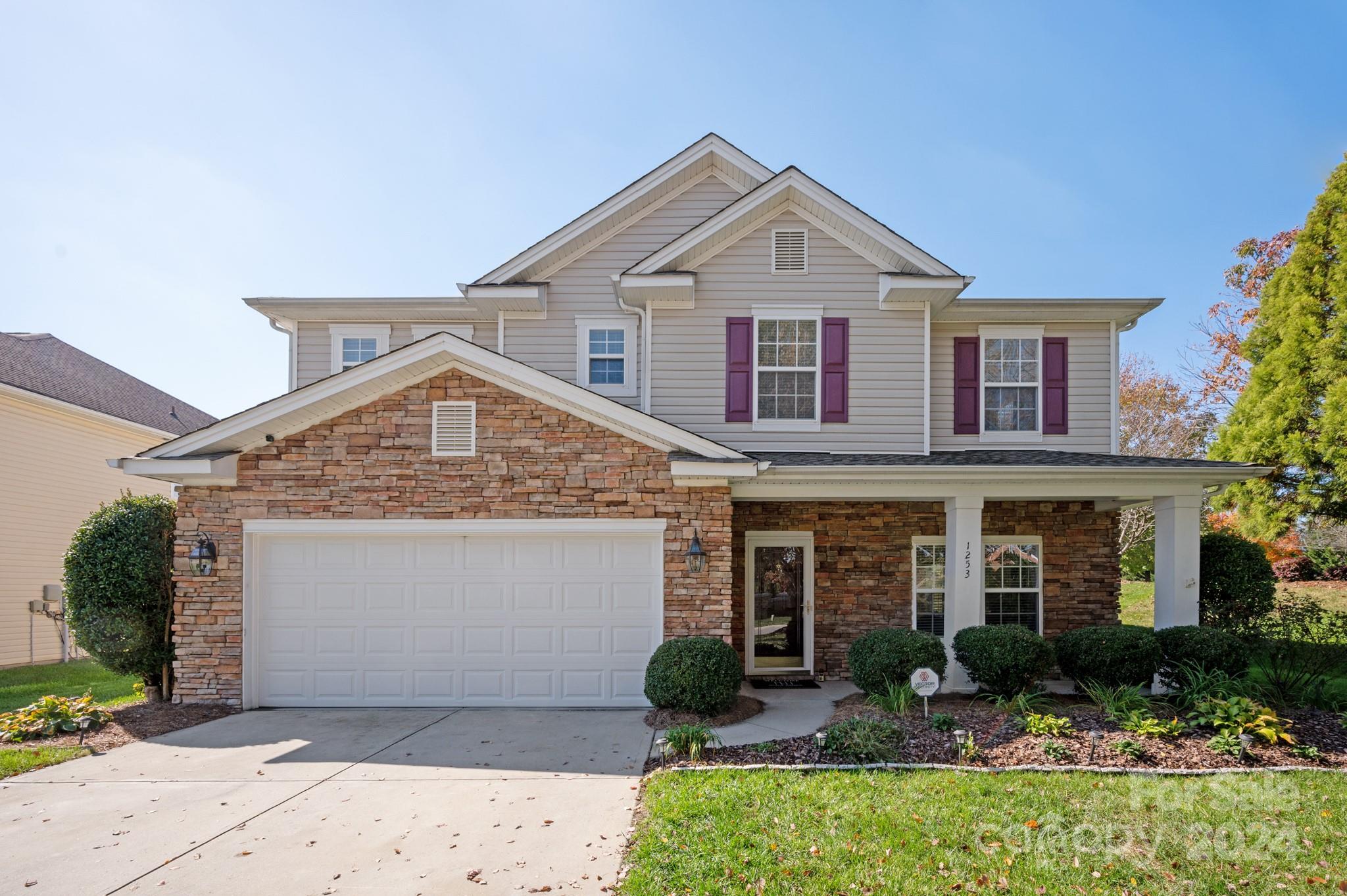 1253 Jade Glen Drive Charlotte NC 28262