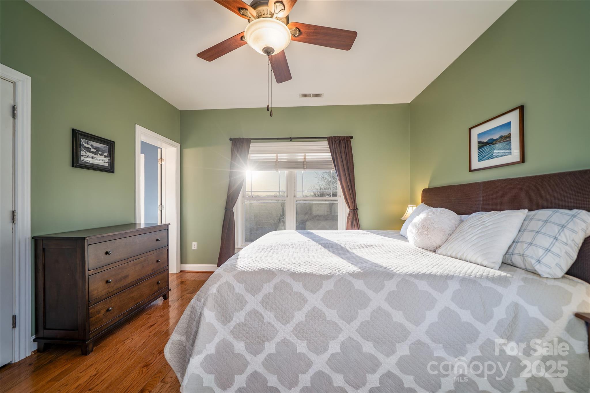 11 Forest Park Lane Asheville NC 28803