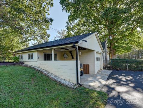 100 Onteora Boulevard Asheville NC 28803