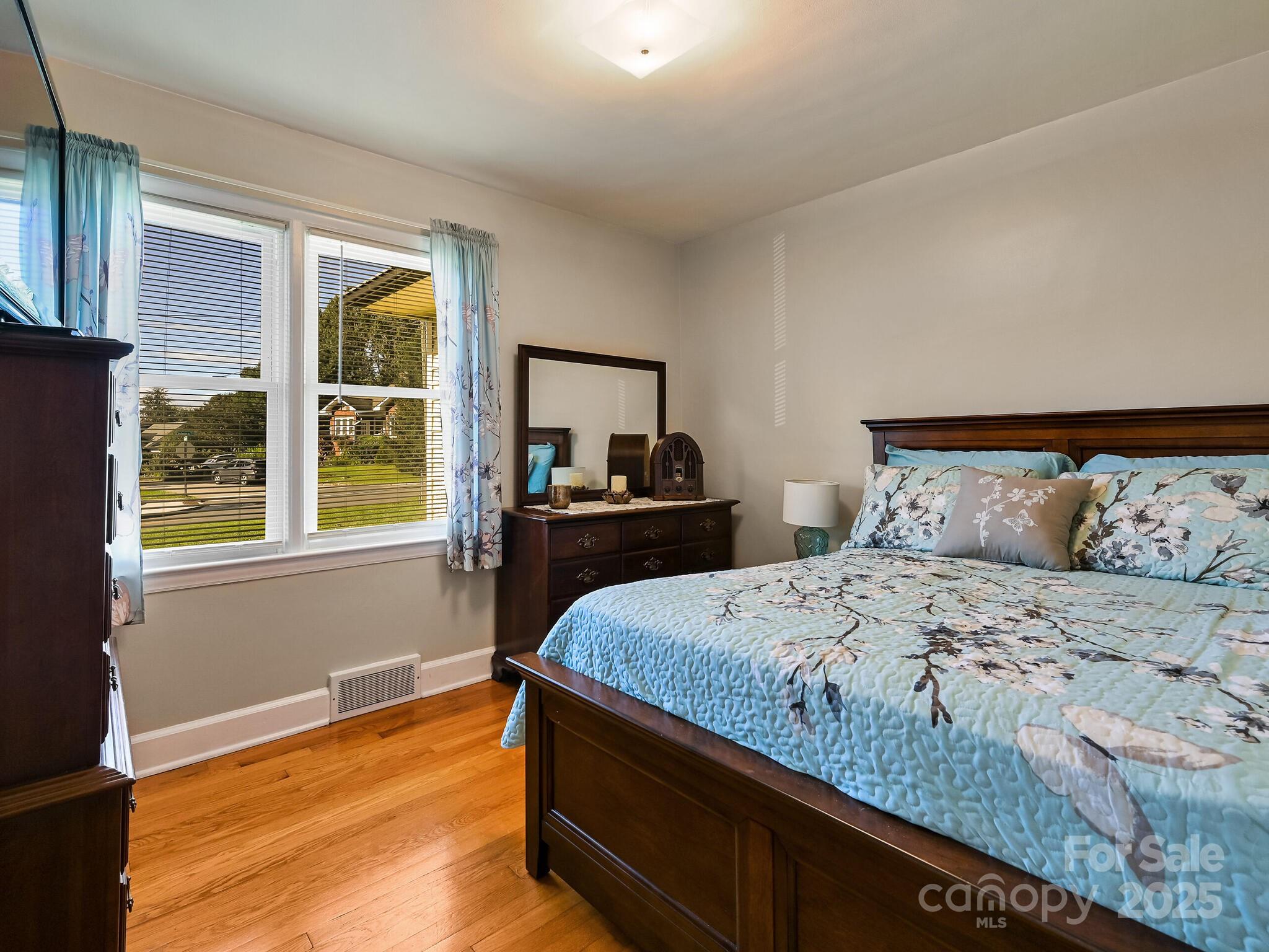 100 Onteora Boulevard Asheville NC 28803