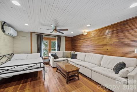 615 Rose Hill Road Asheville NC 28803