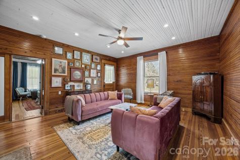 615 Rose Hill Road Asheville NC 28803