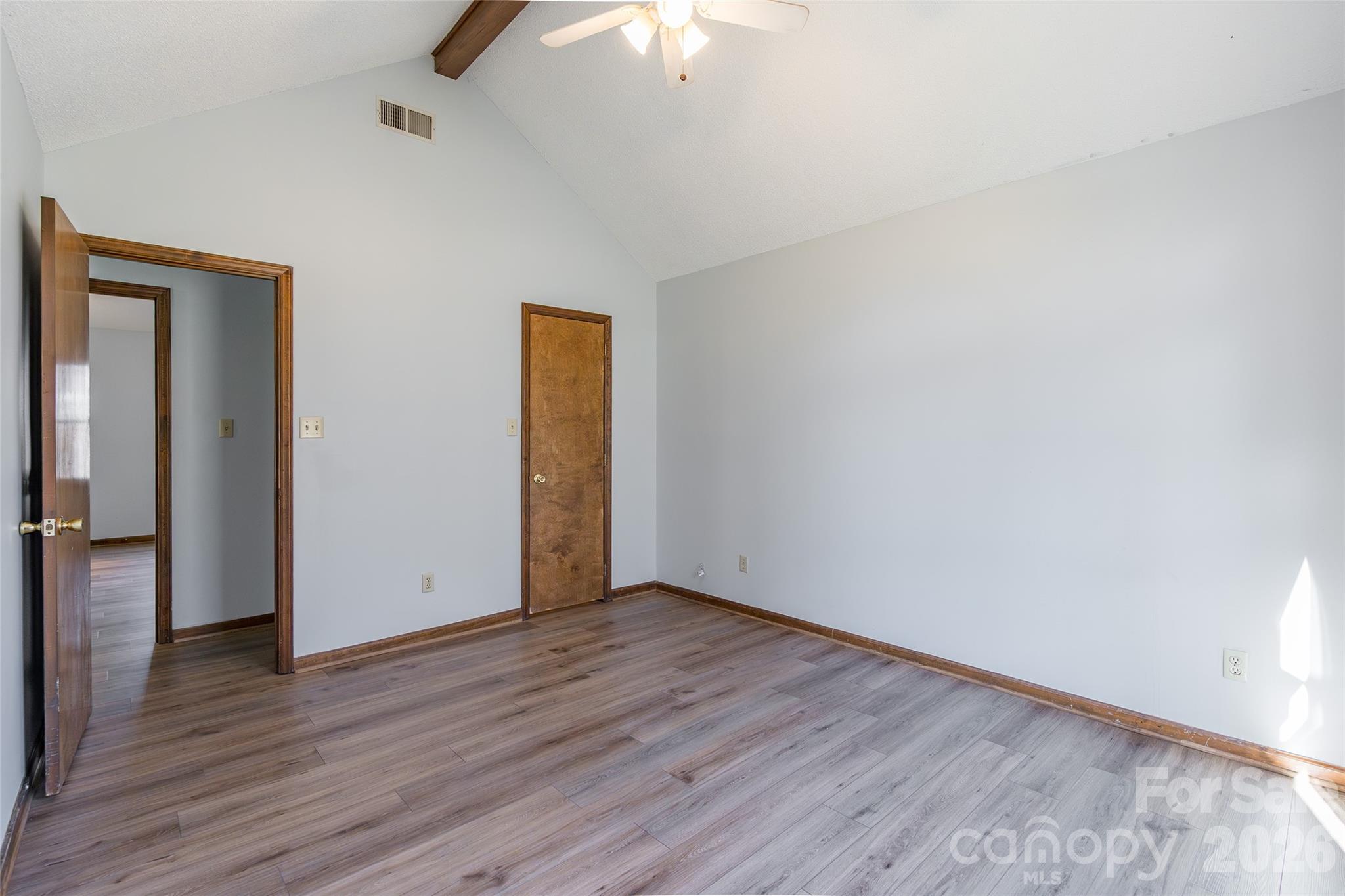 7225 Mcteal Place Charlotte NC 28262