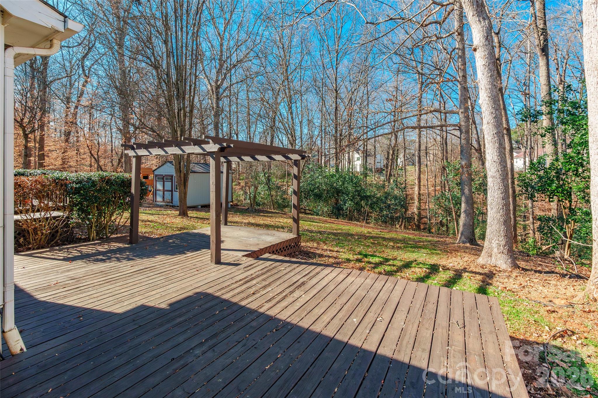 7225 Mcteal Place Charlotte NC 28262