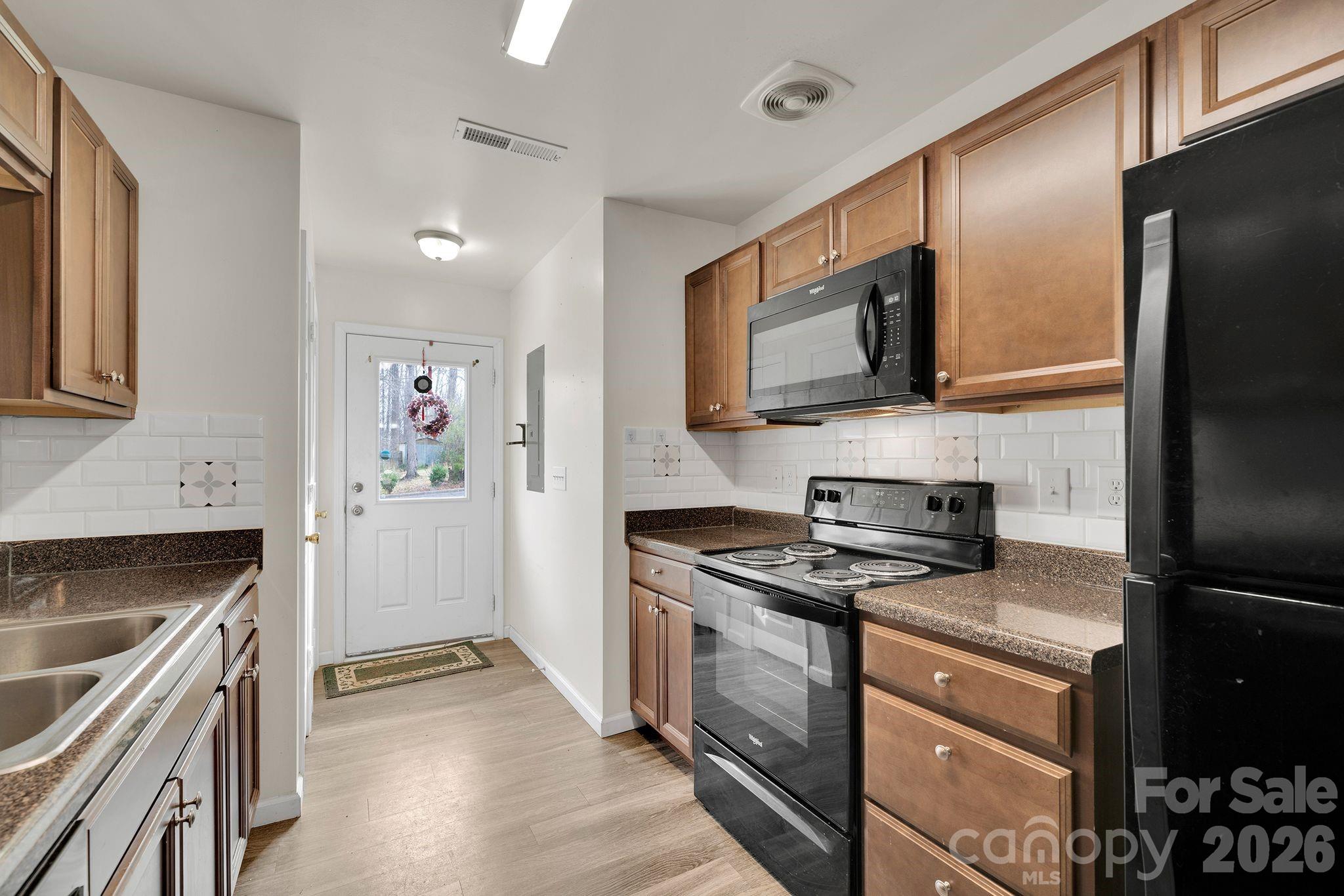 372 E Mills Avenue Mooresville NC 28115