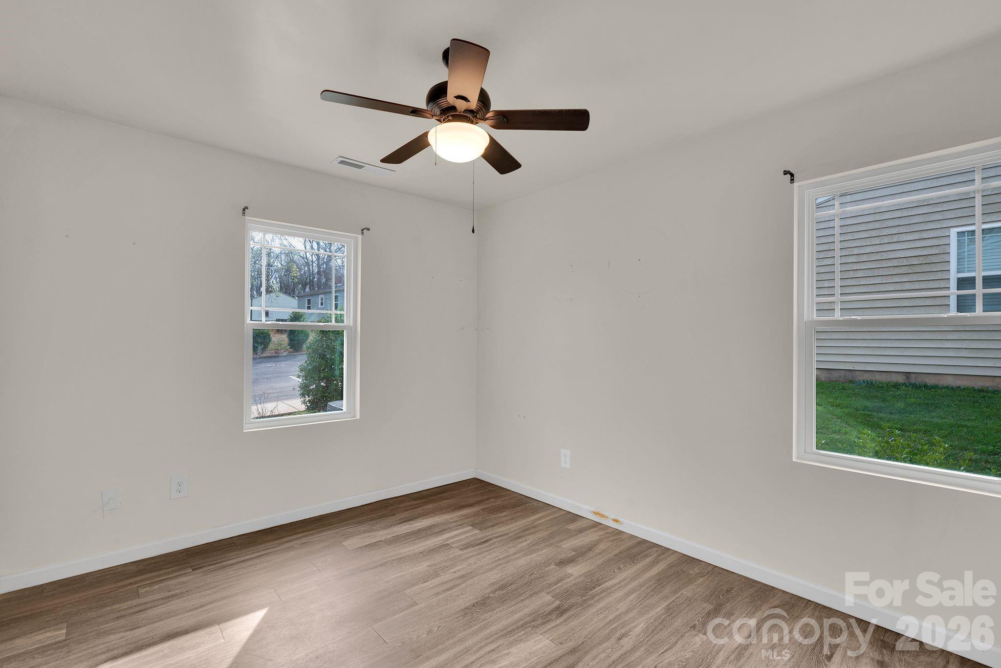 372 E Mills Avenue Mooresville NC 28115