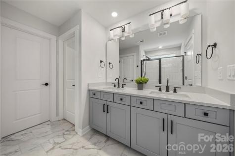 14028 Lake Home Lane Charlotte NC 28278