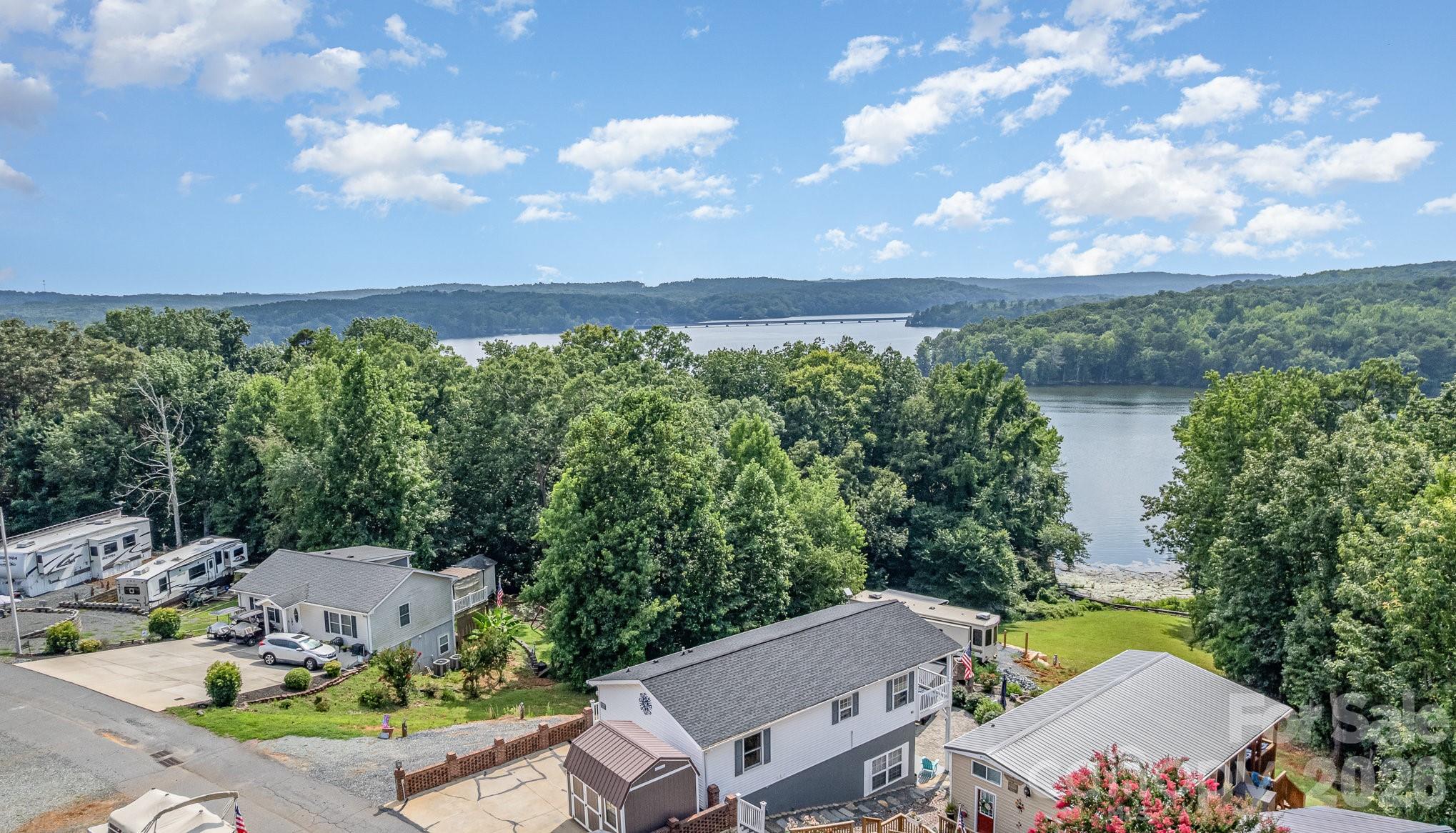 132 Eagle Drive New London NC 28127