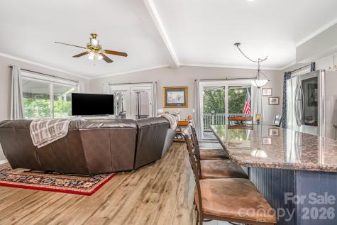 132 Eagle Drive New London NC 28127
