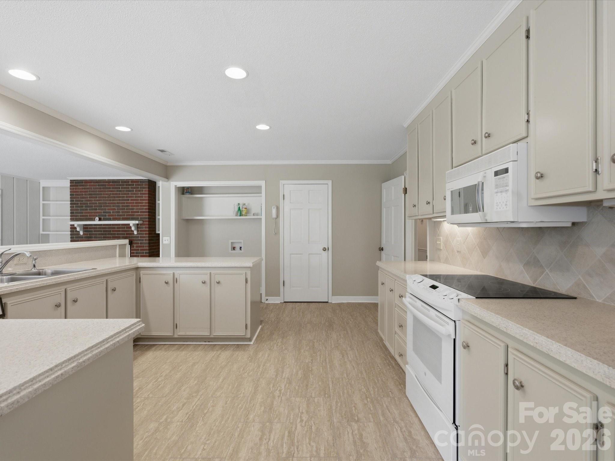 1020 Longreen Drive Kernersville NC 27284