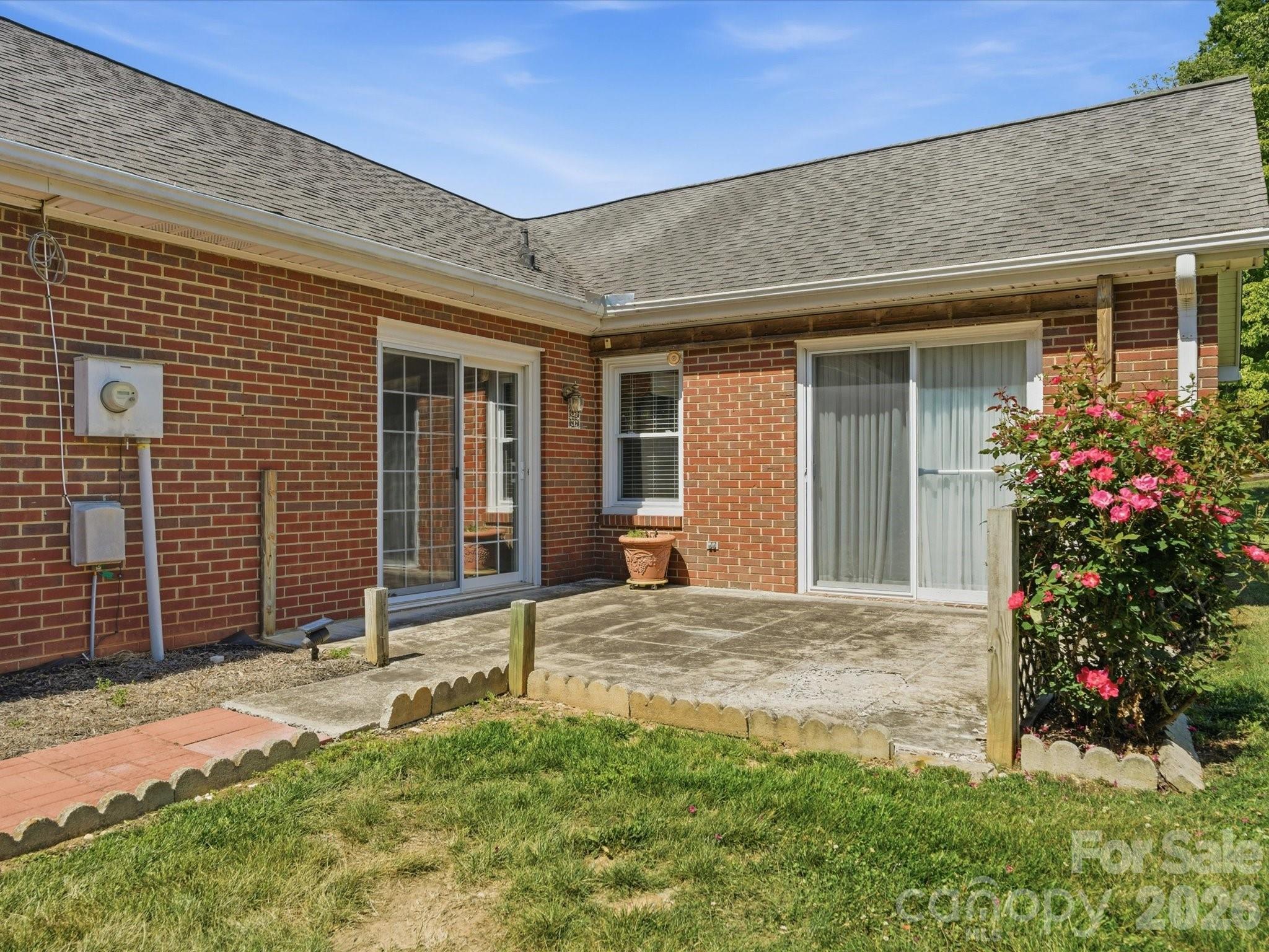 1020 Longreen Drive Kernersville NC 27284