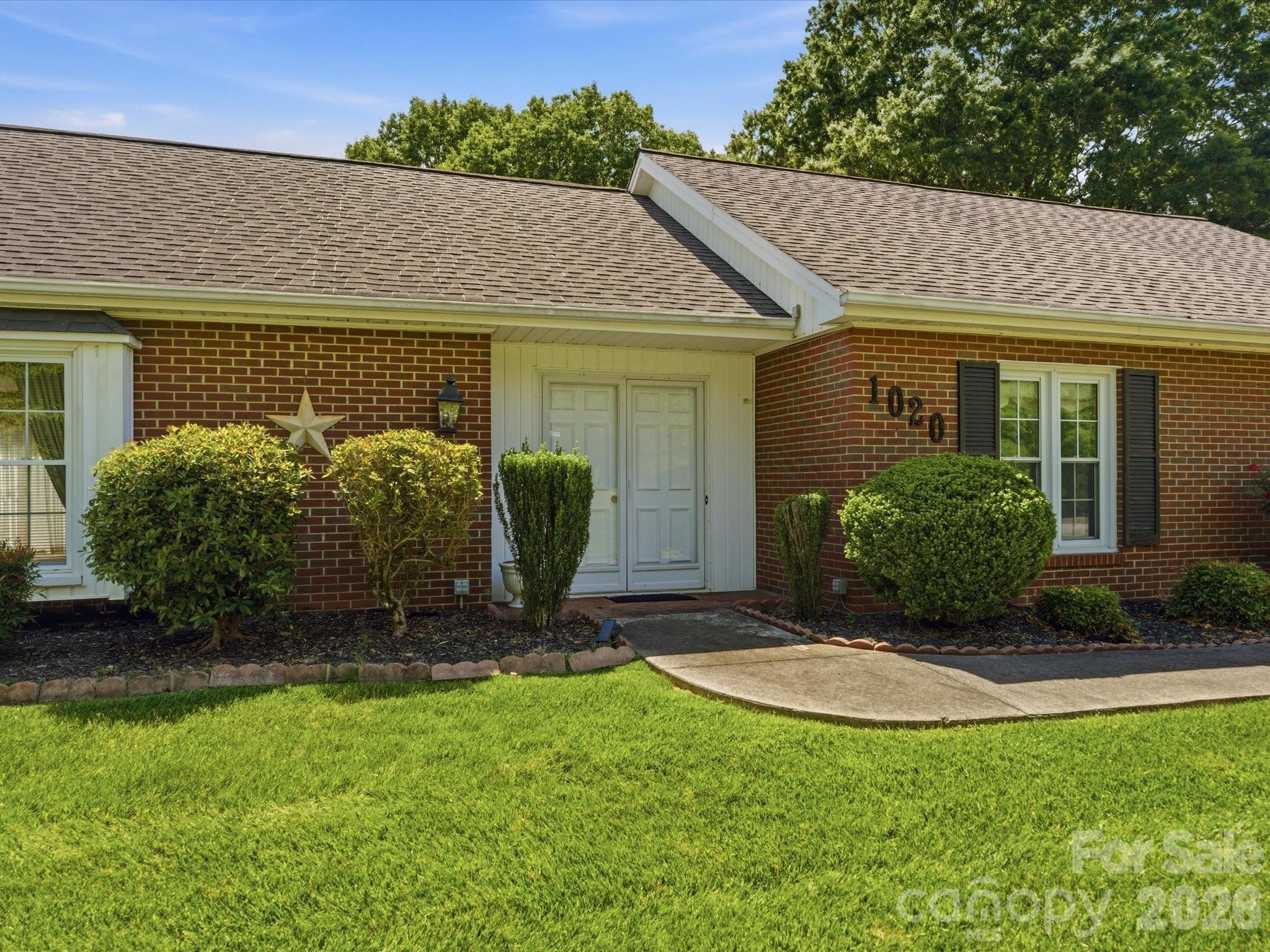 1020 Longreen Drive Kernersville NC 27284