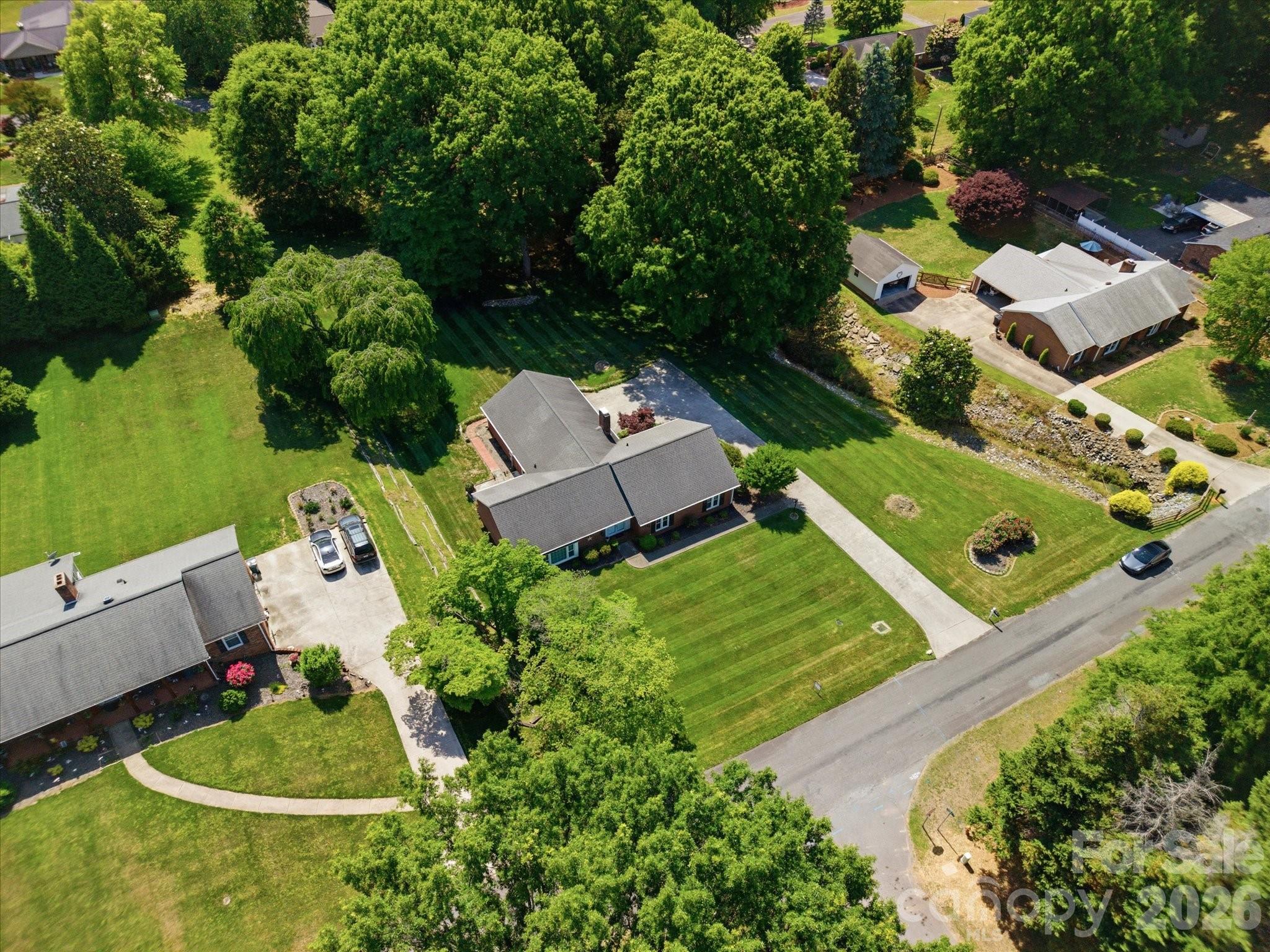 1020 Longreen Drive Kernersville NC 27284