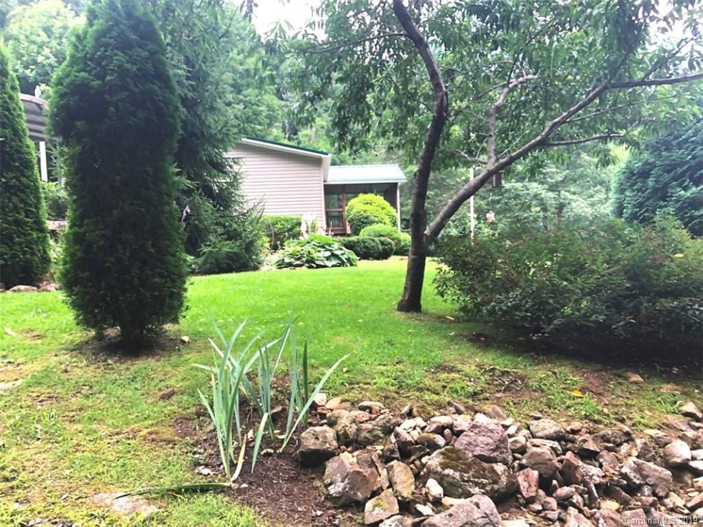 518 Jl Lane Newland NC 28657