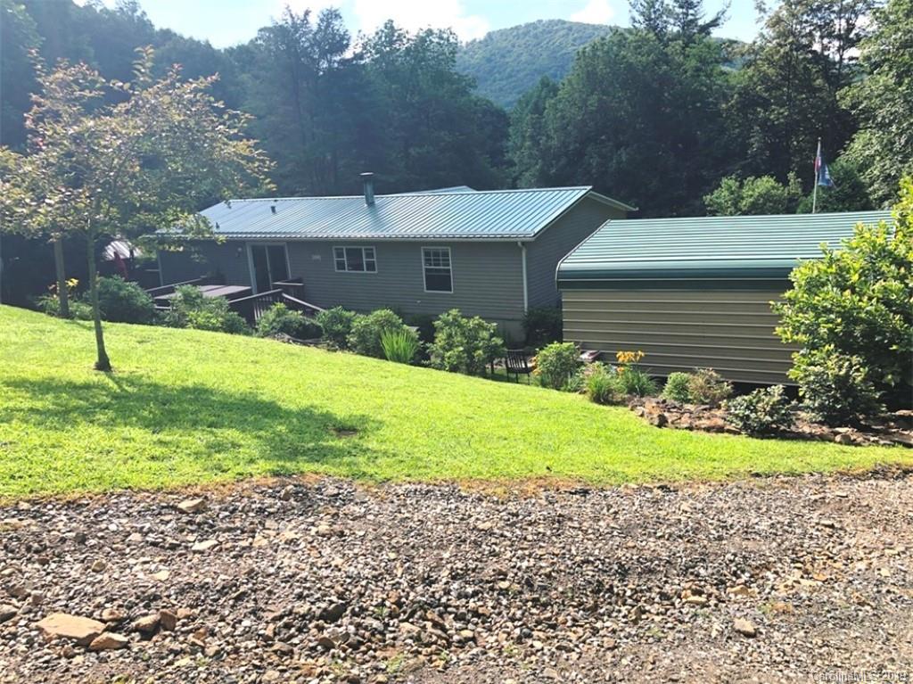 518 Jl Lane Newland NC 28657