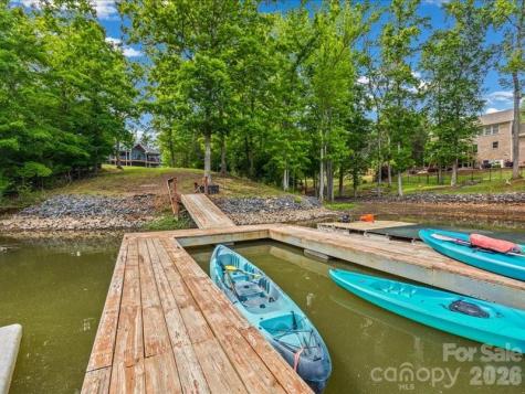 521 Rosebush Lane Clover SC 29710