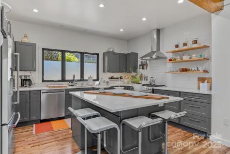 52 Malvern Walk Asheville NC 28806