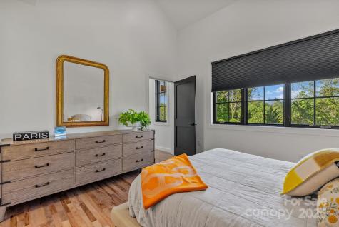 52 Malvern Walk Asheville NC 28806