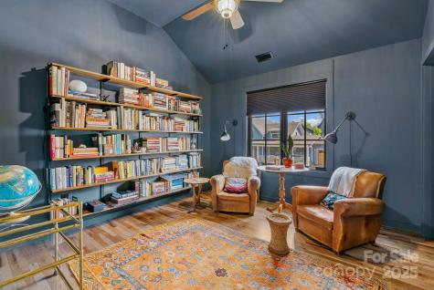 52 Malvern Walk Asheville NC 28806