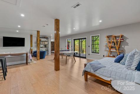 52 Malvern Walk Asheville NC 28806