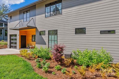 52 Malvern Walk Asheville NC 28806