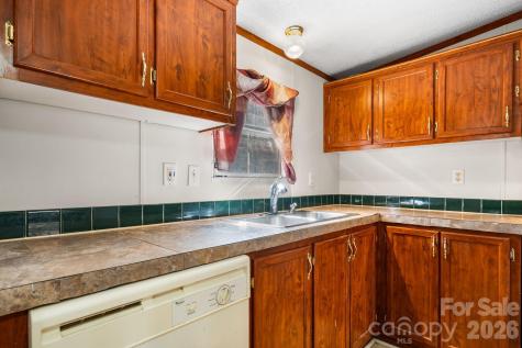 1922 Zacks Fork Road Lenoir NC 28645