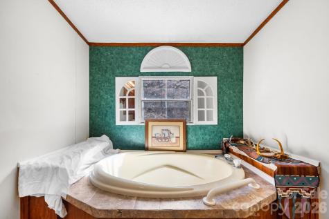 1922 Zacks Fork Road Lenoir NC 28645