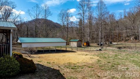 1922 Zacks Fork Road Lenoir NC 28645