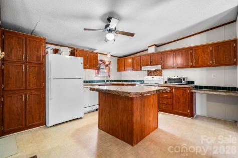 1922 Zacks Fork Road Lenoir NC 28645