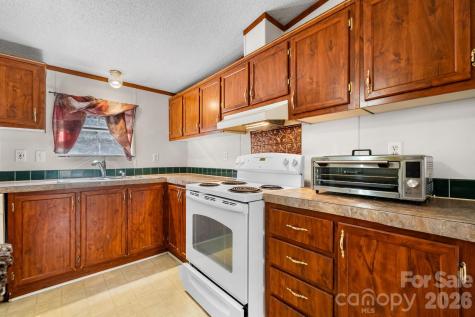 1922 Zacks Fork Road Lenoir NC 28645