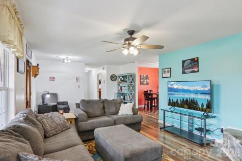 130 Crestview Street Canton NC 28716