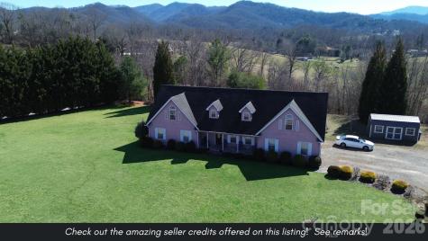 130 Crestview Street Canton NC 28716