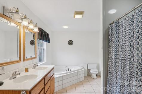 130 Crestview Street Canton NC 28716