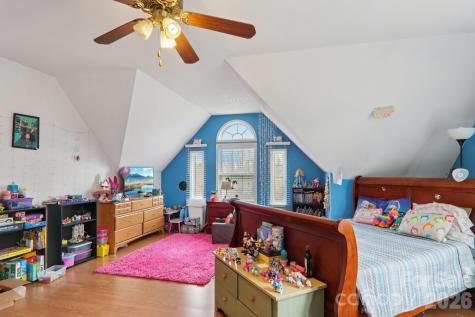 130 Crestview Street Canton NC 28716