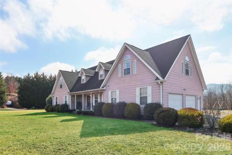 130 Crestview Street Canton NC 28716