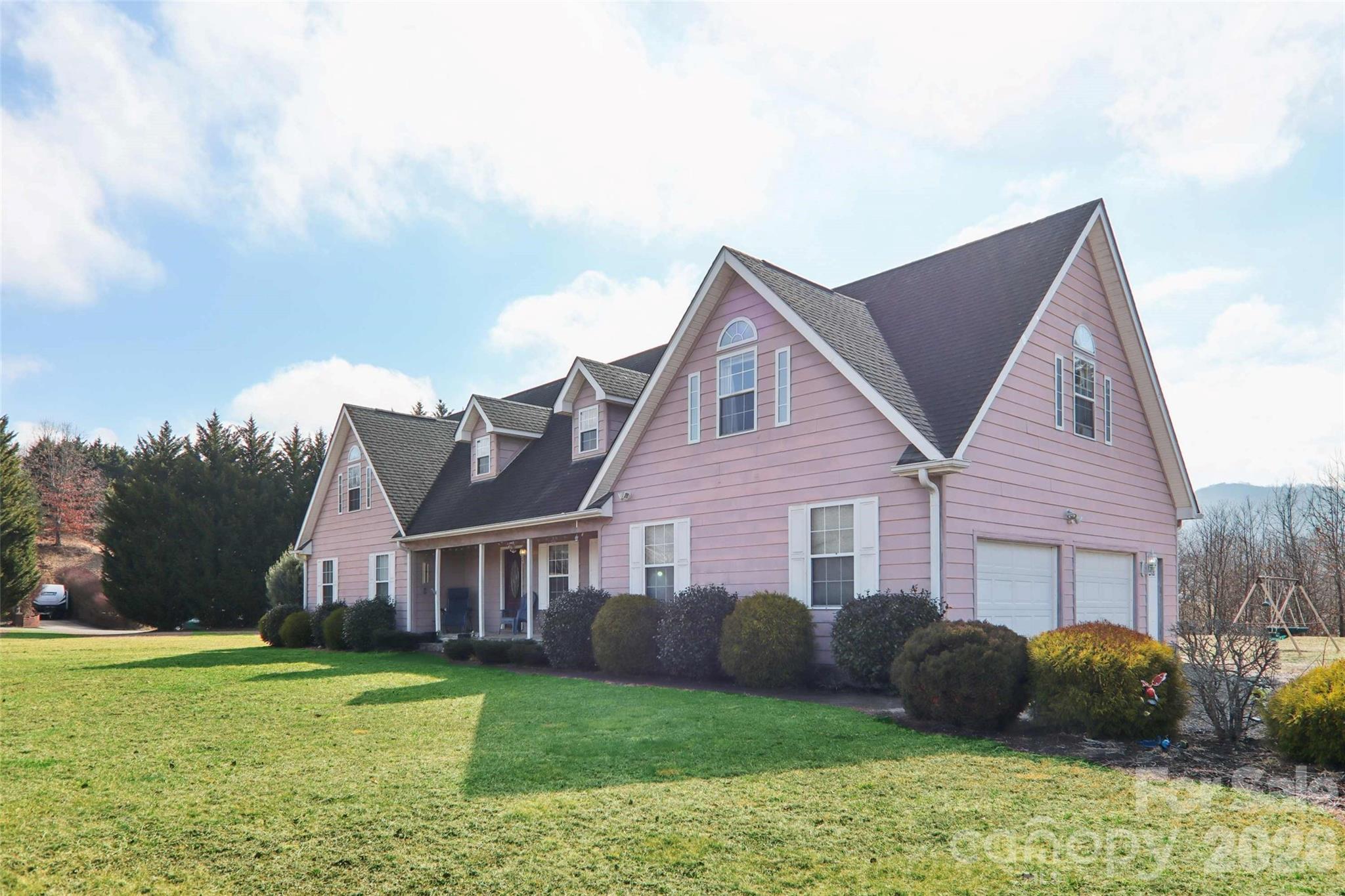 130 Crestview Street Canton NC 28716