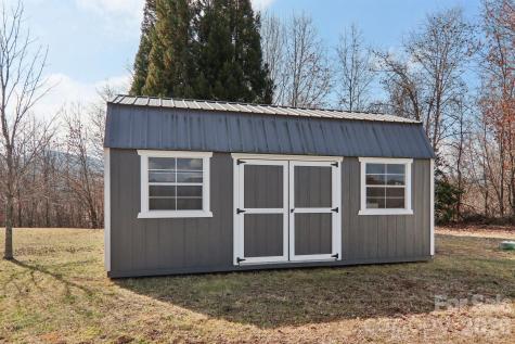 130 Crestview Street Canton NC 28716