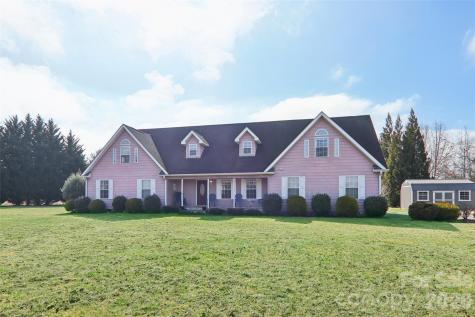 130 Crestview Street Canton NC 28716