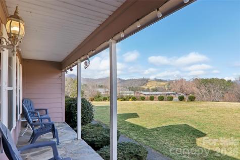 130 Crestview Street Canton NC 28716