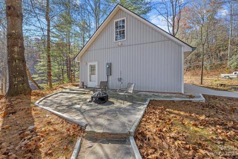 1154 Altapass Highway Spruce Pine NC 28777