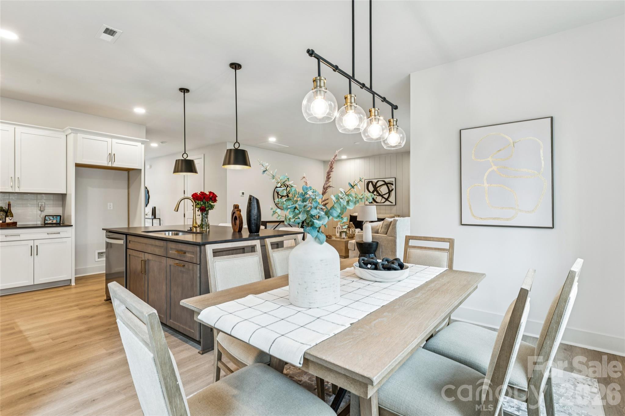 2412 Crestview Drive Charlotte NC 28216