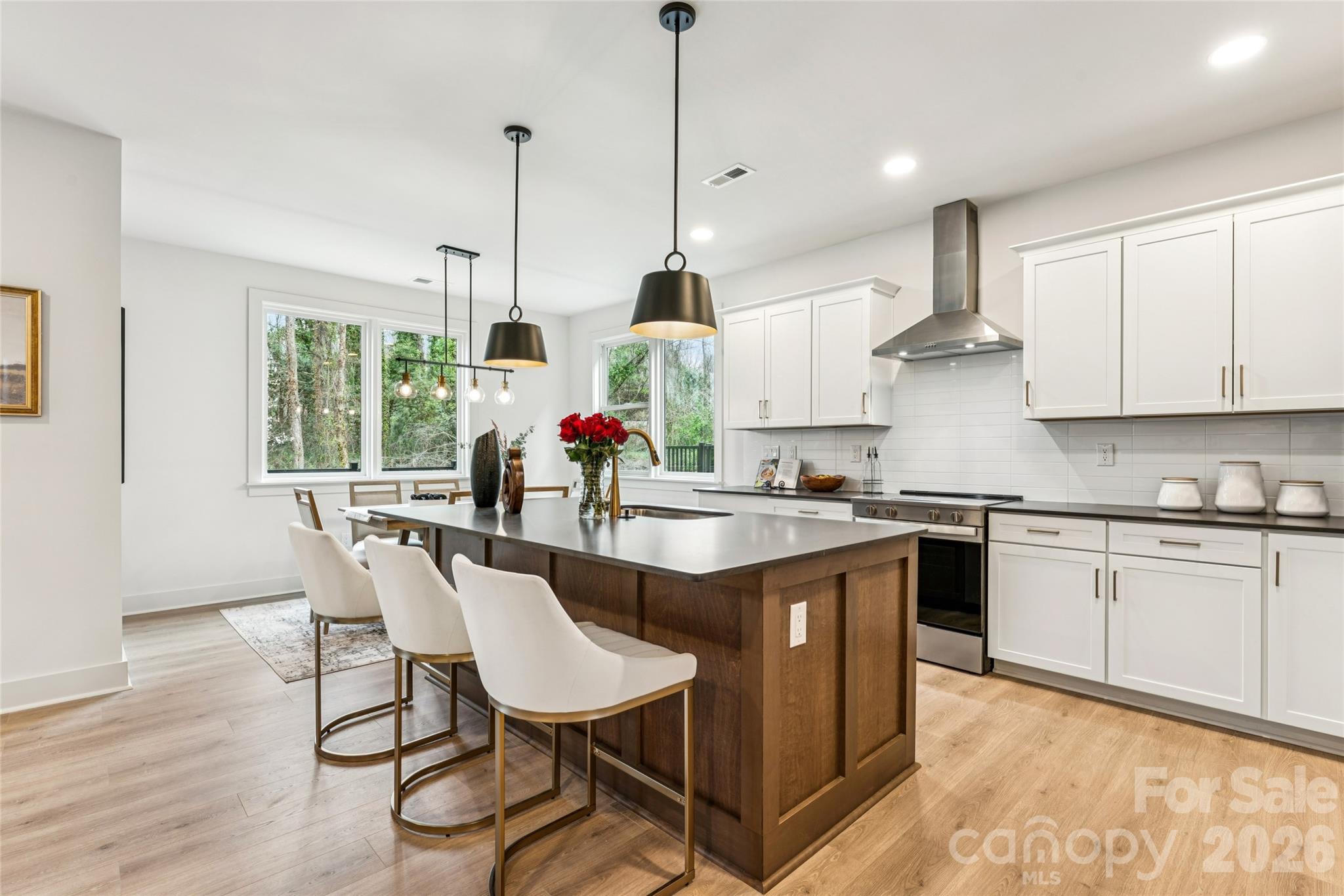 2412 Crestview Drive Charlotte NC 28216