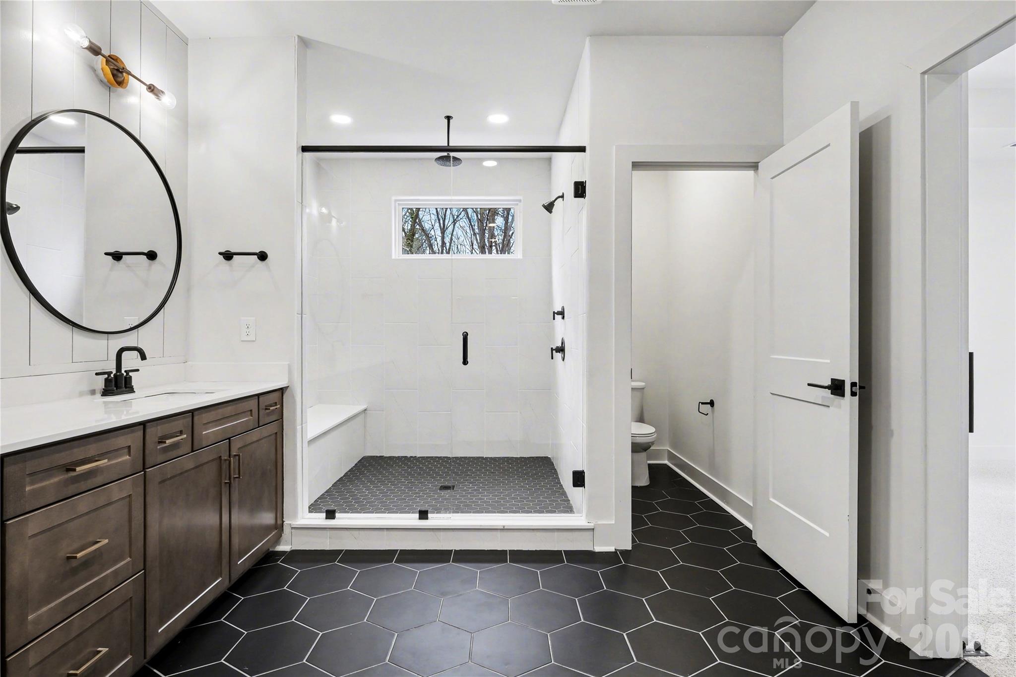 2412 Crestview Drive Charlotte NC 28216