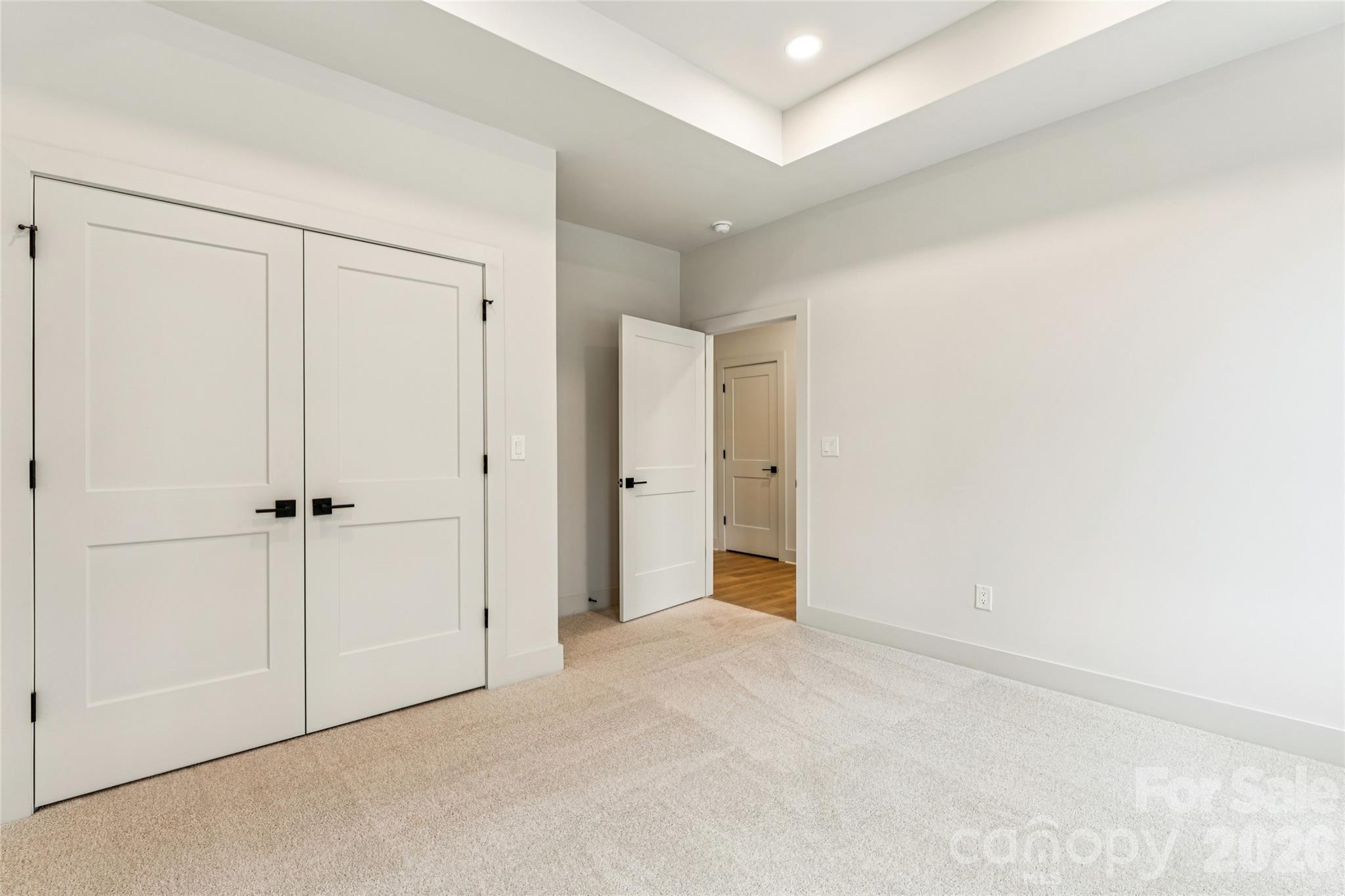 2412 Crestview Drive Charlotte NC 28216