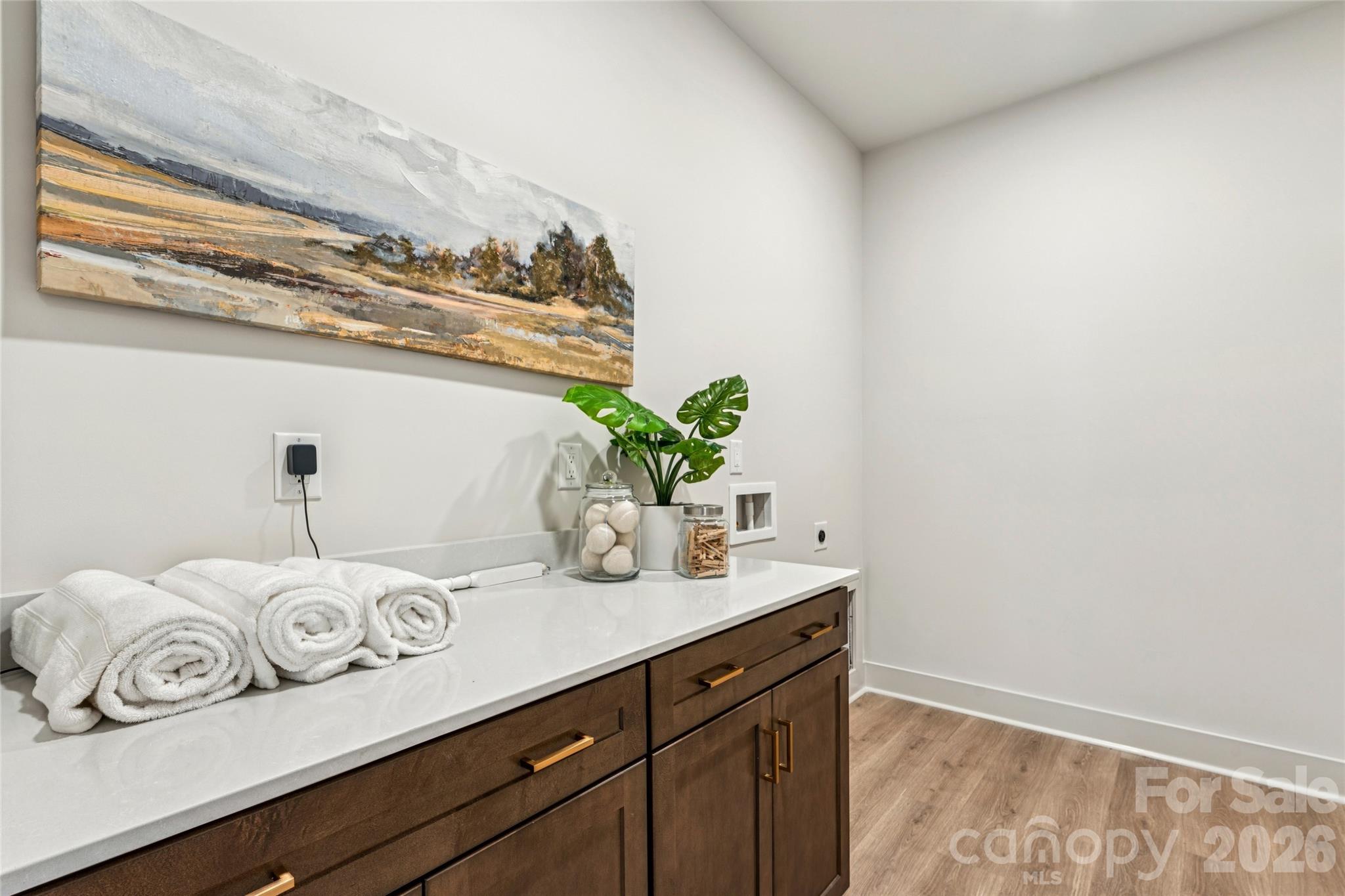 2412 Crestview Drive Charlotte NC 28216