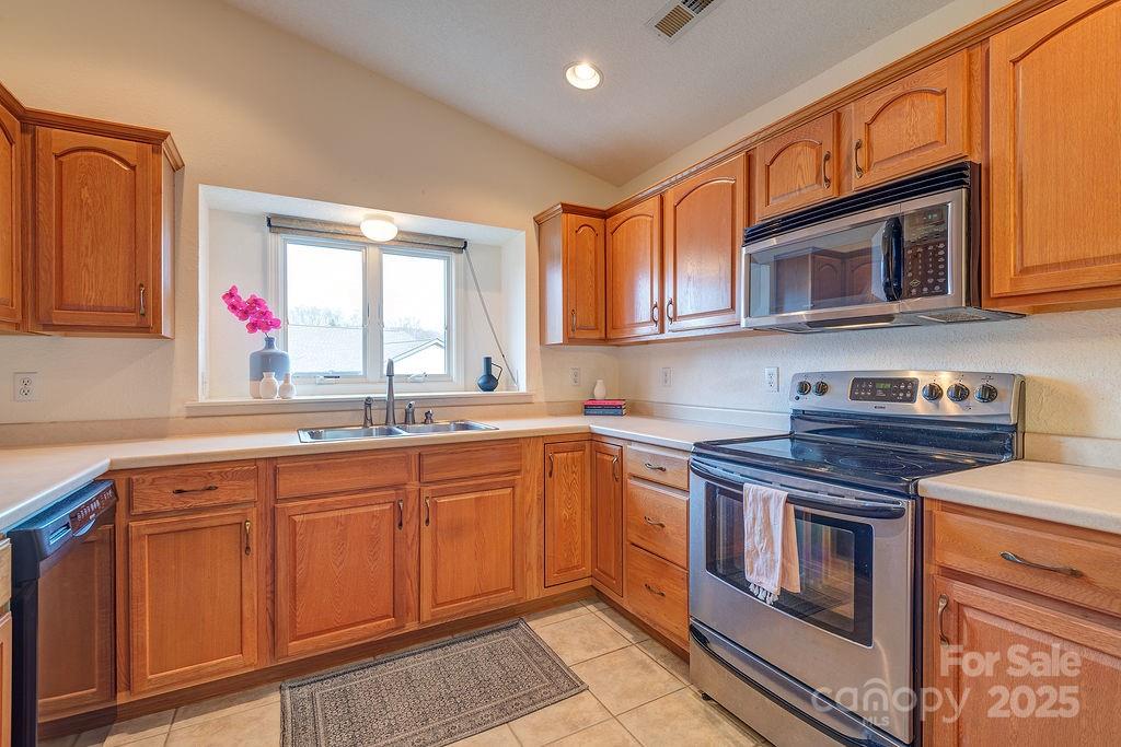 411 Kyfields Street Weaverville NC 28787