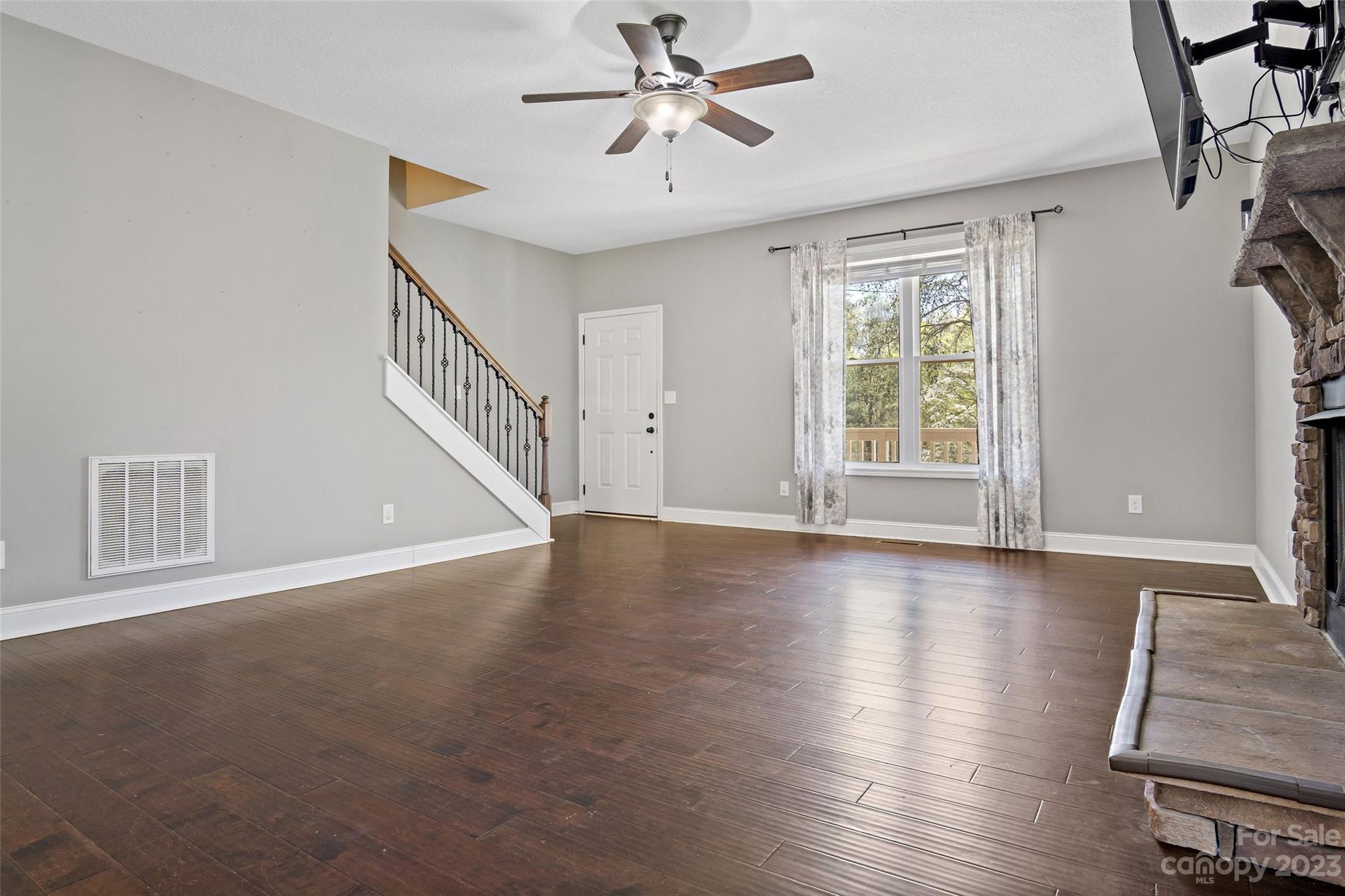 25 John Hazel Drive Swannanoa NC 28778