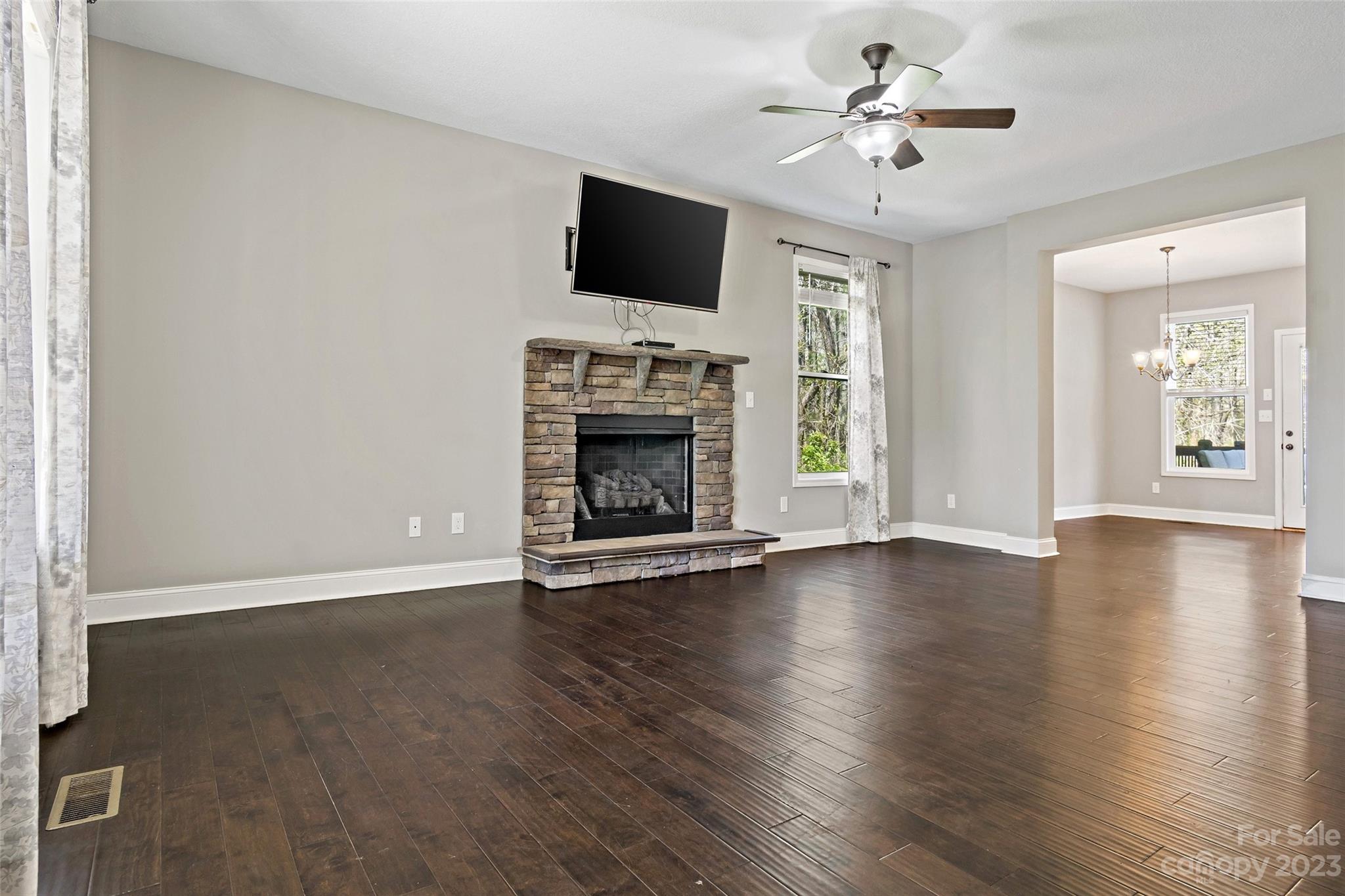 25 John Hazel Drive Swannanoa NC 28778