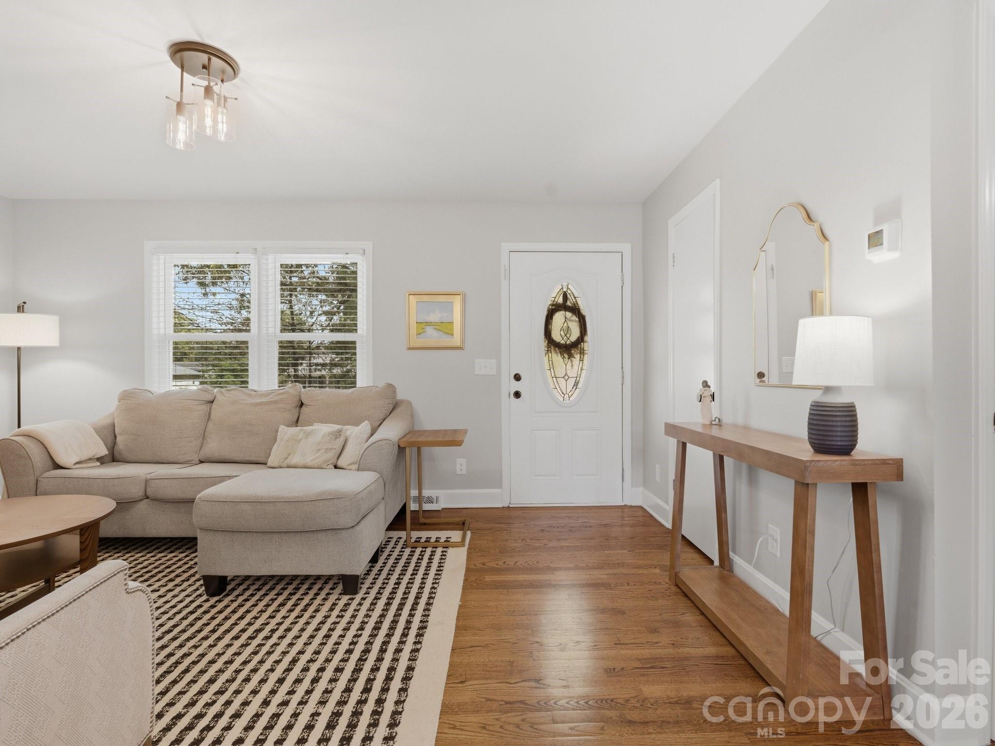 7516 Thorncliff Drive Charlotte NC 28210